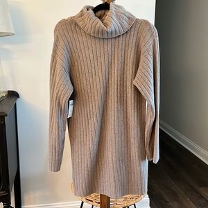 Abercrombie & Fitch Ribbed Turtleneck Sweater - Taupe